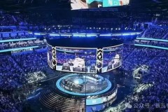 英雄联盟：Knight狐狸灵动掌控全局，Bin剑姬锐利突破极限